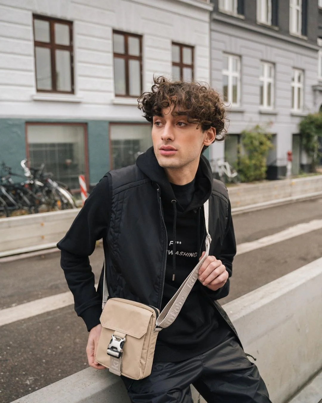 Kintobe  Nico crossbody taske- Dusty Dune