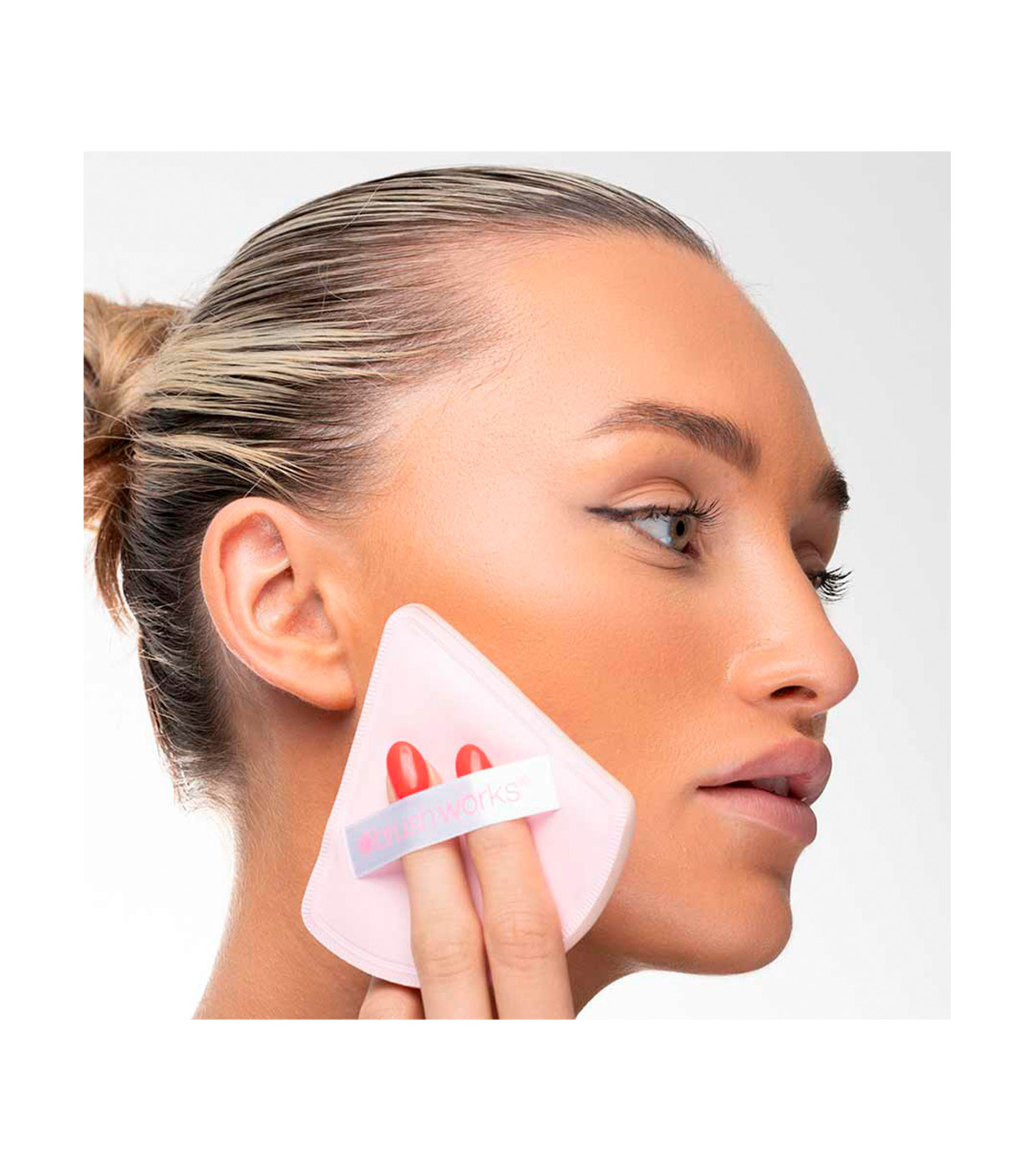 Brushworks  - Duo de puffs de maquiagem triangular acolchoados