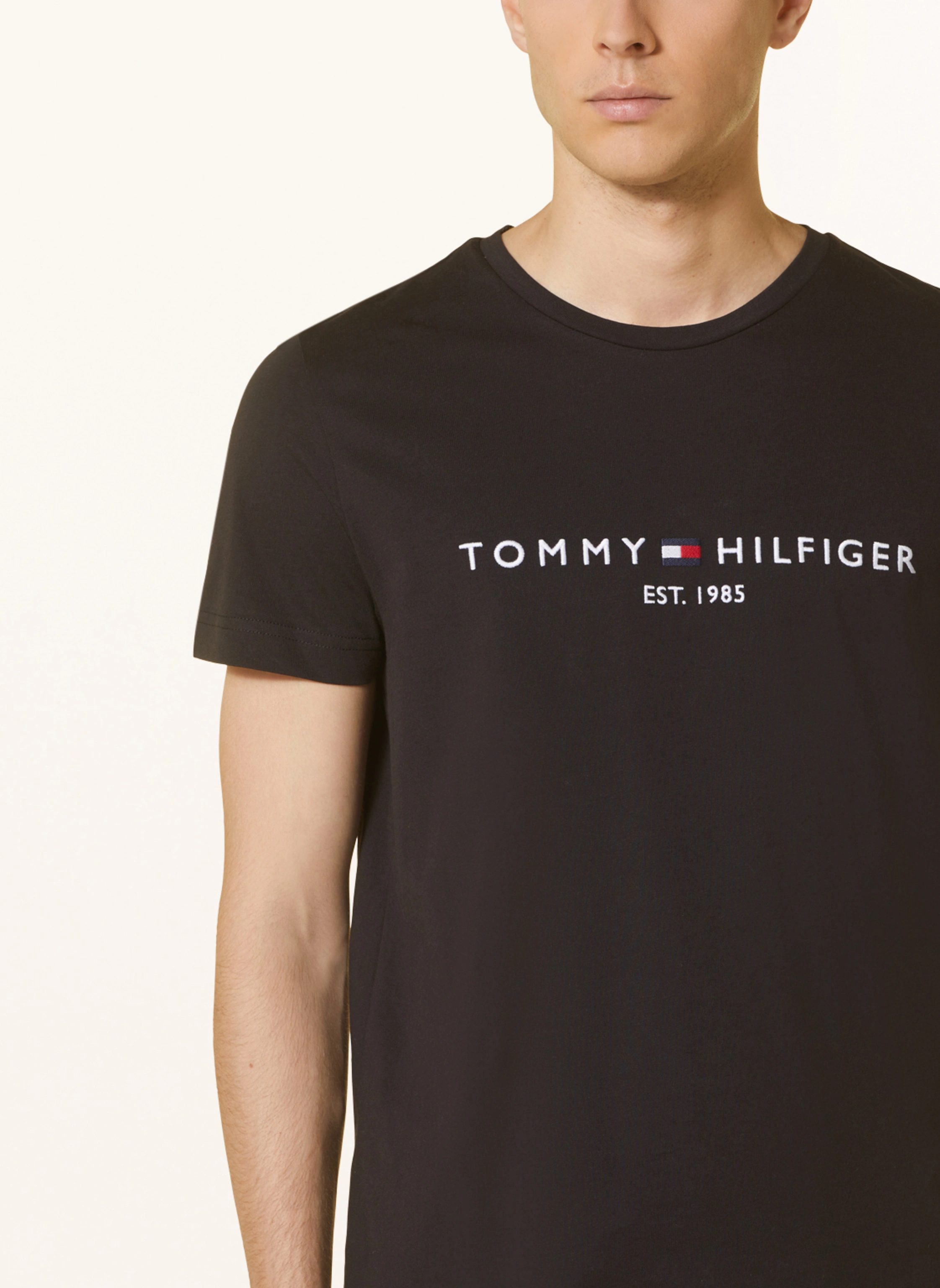 TOMMY HILFIGER T-Shirt