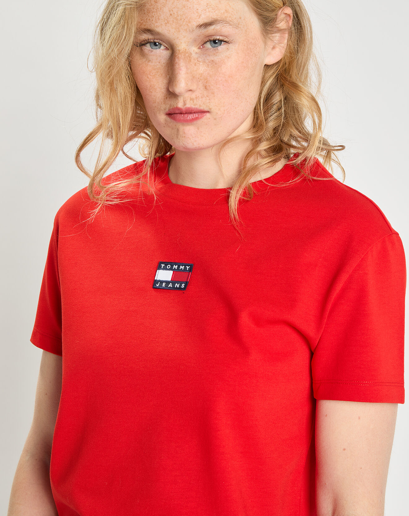 Tommy Jeans T-Shirt Badge rouge