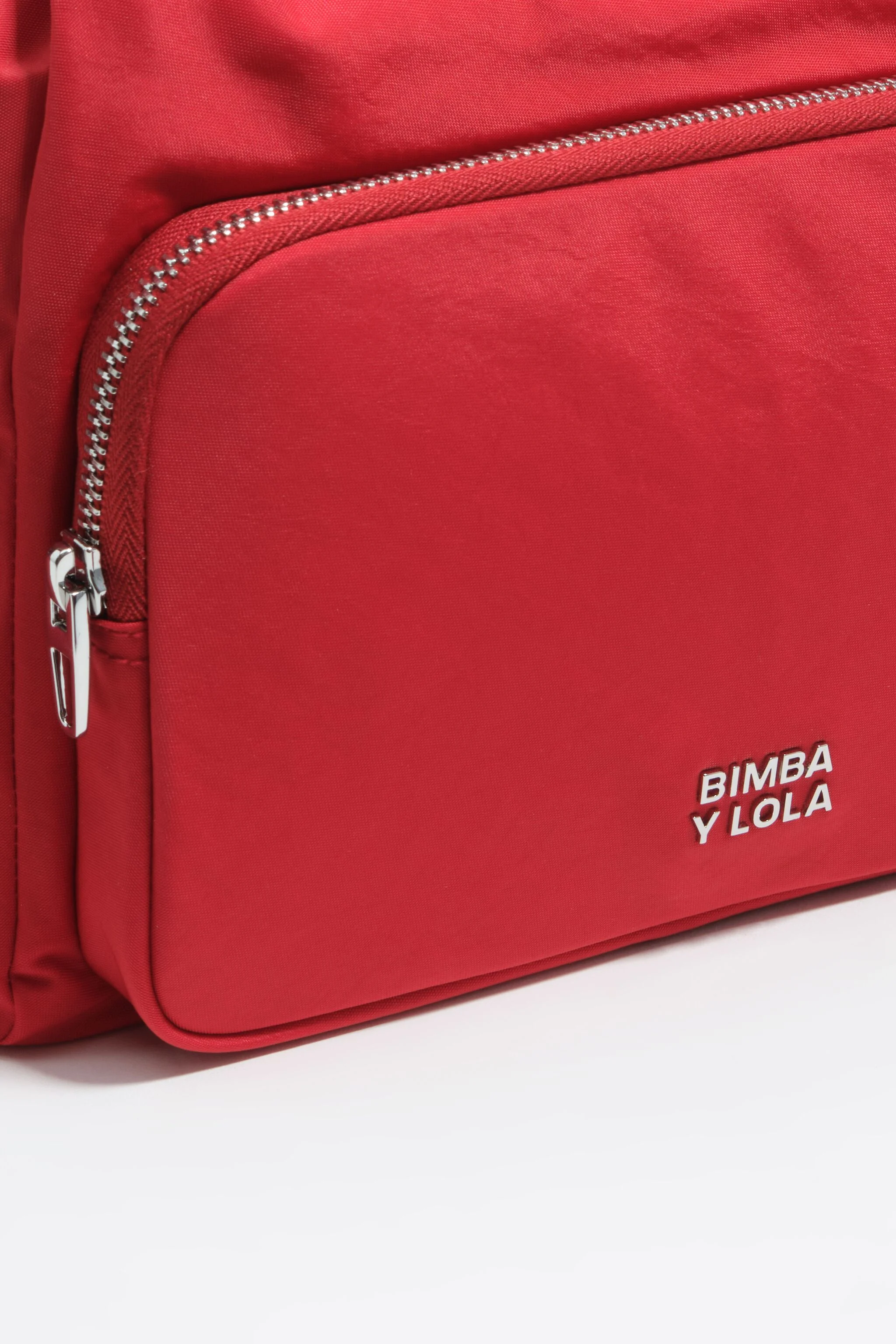 Bolsa de bolso média em náilon vermelho