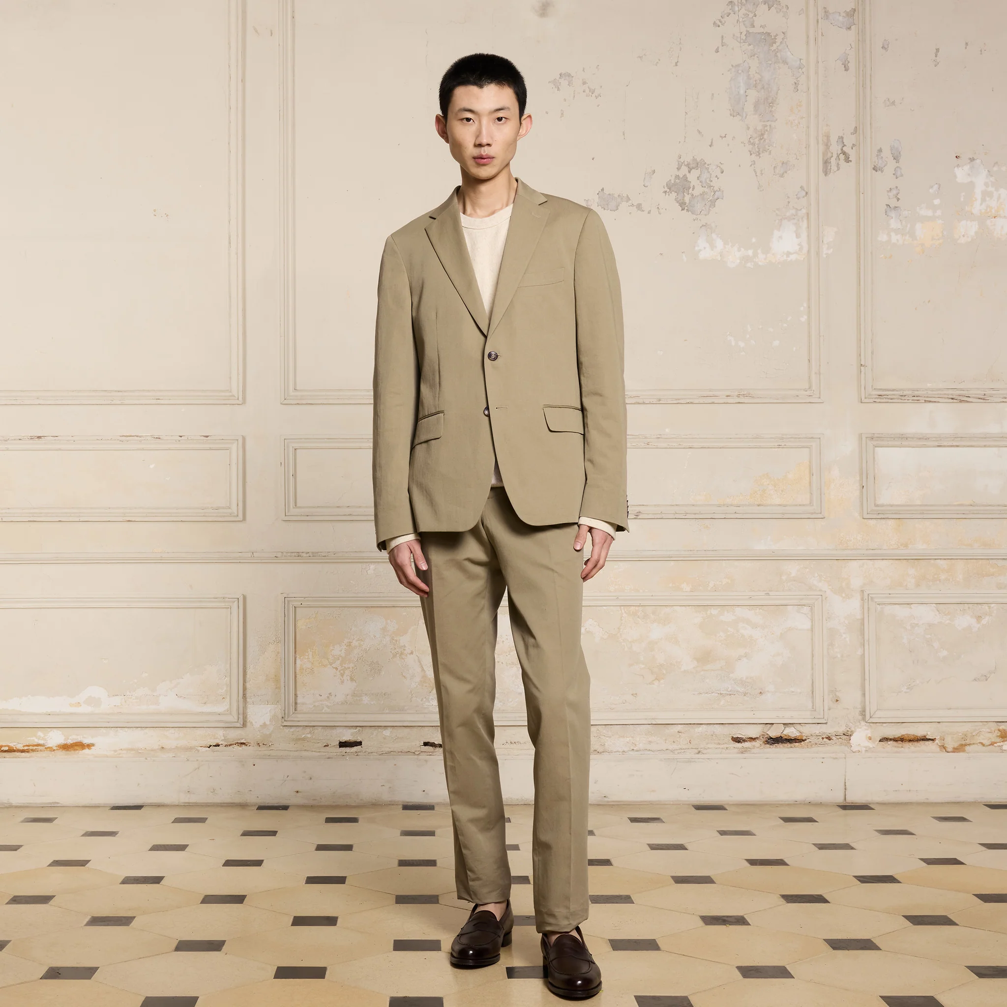 Light khaki linen and cotton pants