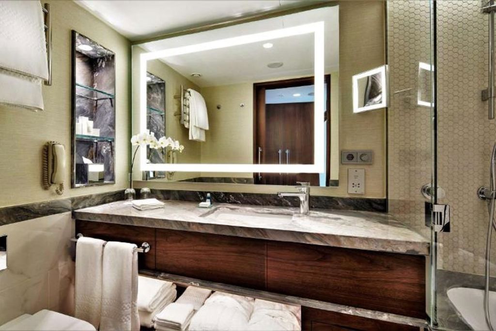 Conrad Istanbul Bosphorus Logies - Hotel