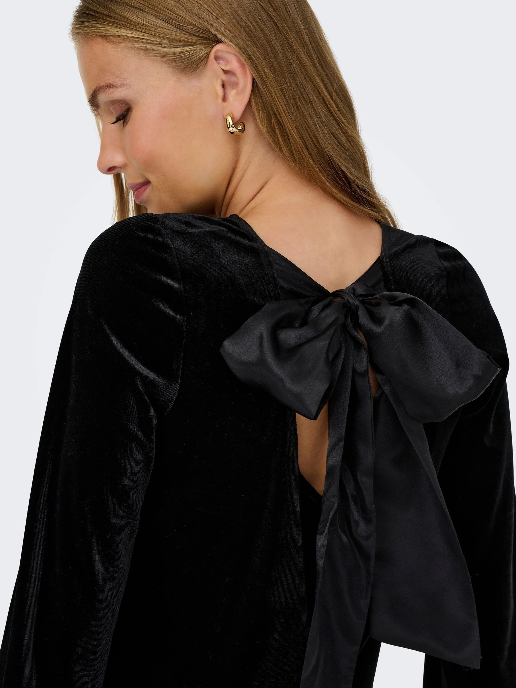 JDY Velvet Bow Dress