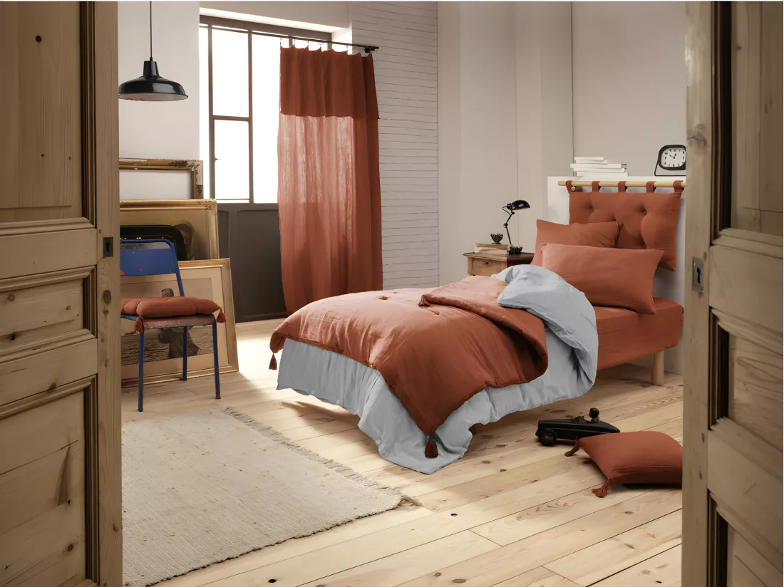 Édredon 150 x 150 cm gaze de coton terracotta avec 4 pompons - PEPA