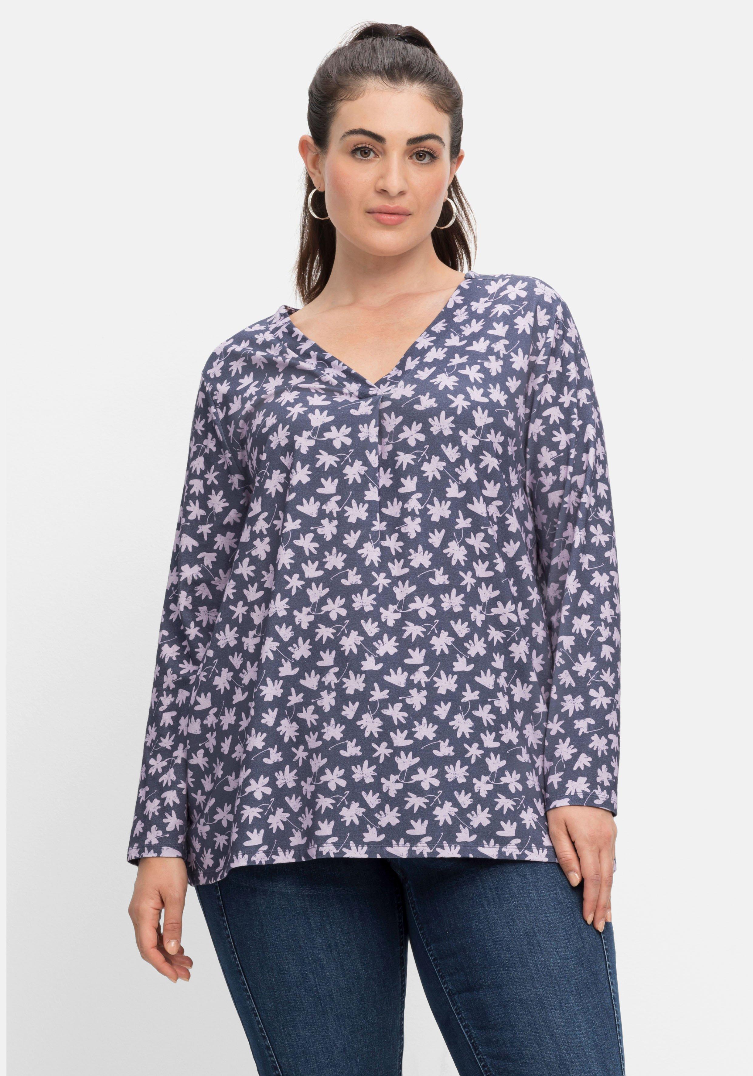 Langarmshirt mit Alloverdruck und Faltendetail