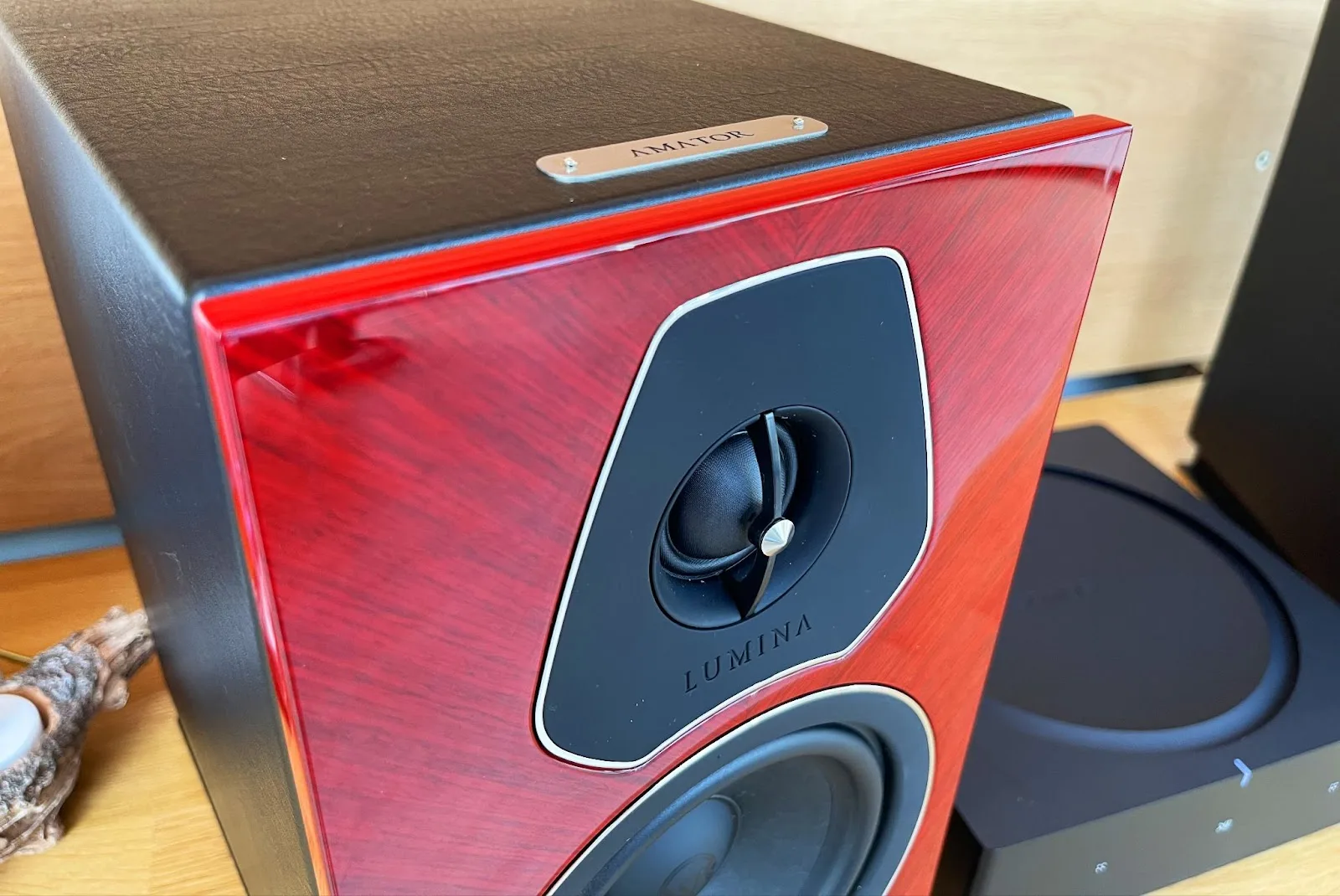 Sonus Faber Lumina II Amator Rouge brillant (la paire) Enceintes bibliothèque