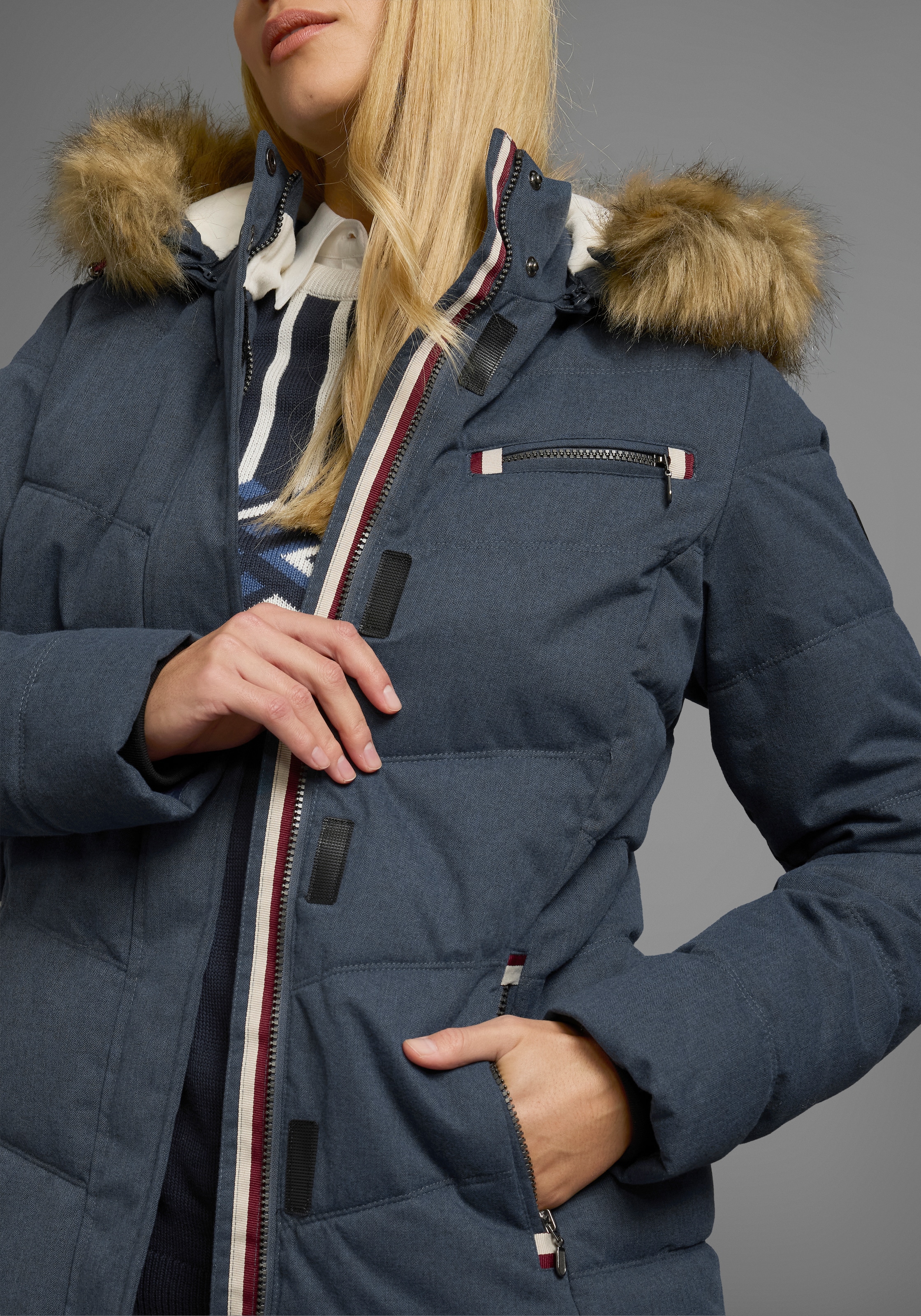 Polarino Steppjacke mitKapuze mit abnehmbarer Kapuze,  mit Fellimitat,  viele Taschen