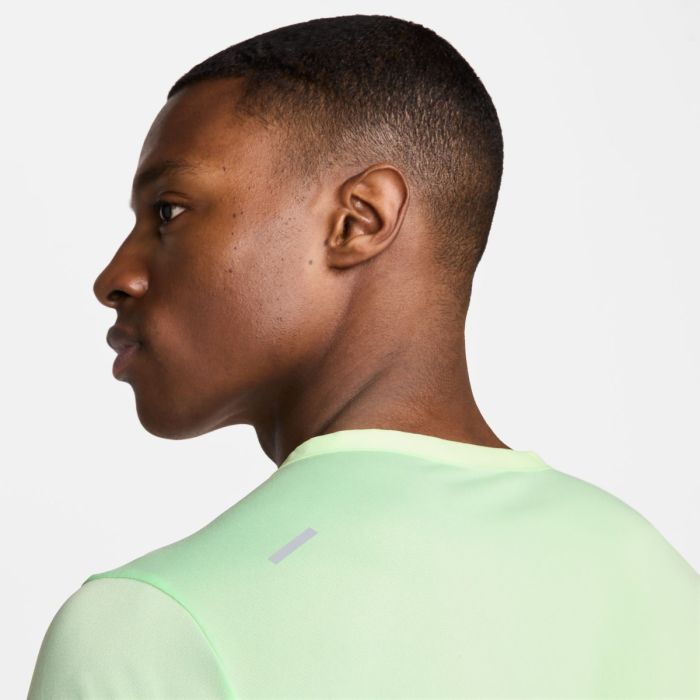 Nike Herre T-shirts Dri-FIT Rise 365 Short Sleeve Tee Grøn