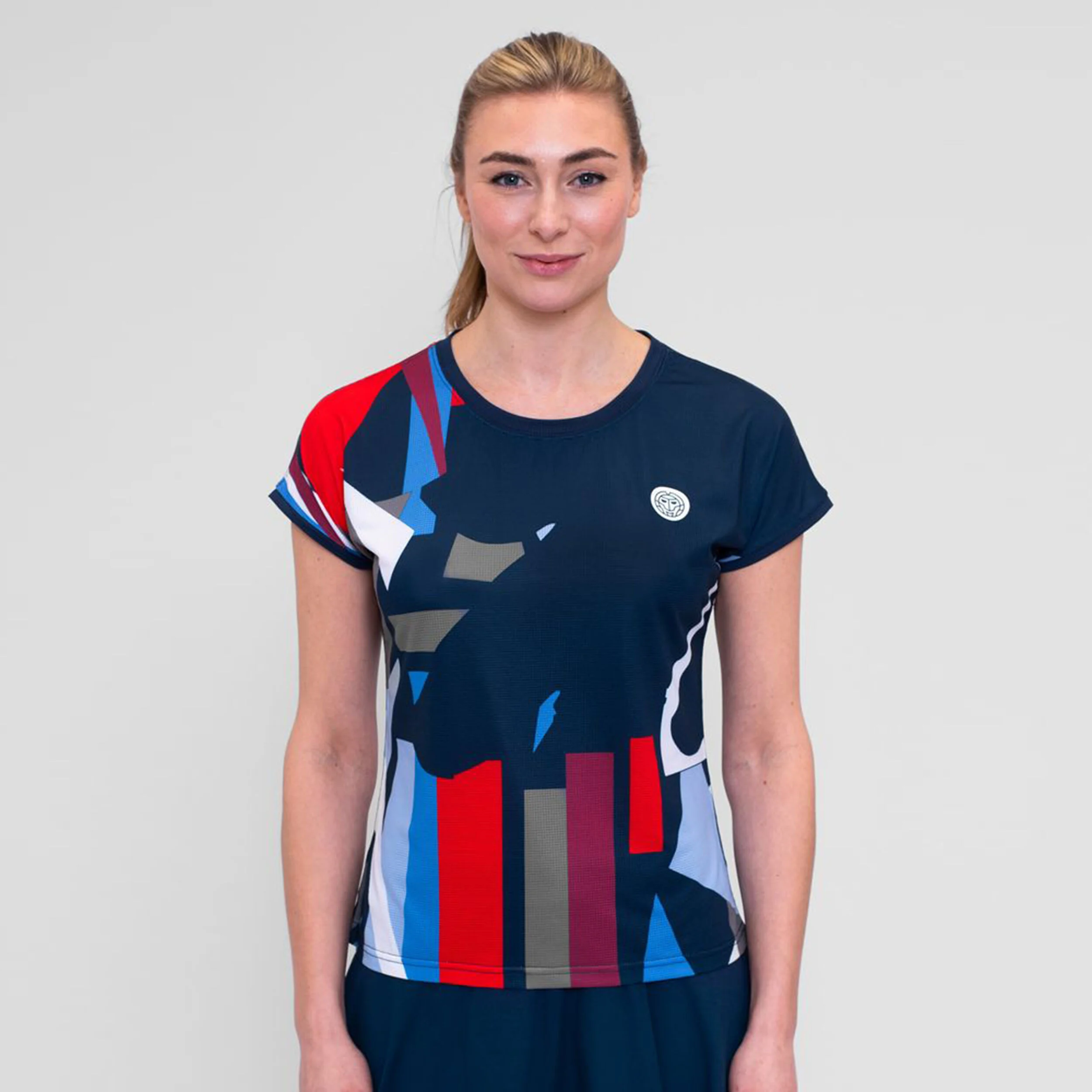 BIDI BADU New York 2024 T-shirt Femmes - Bleu Foncé , Multicouleur