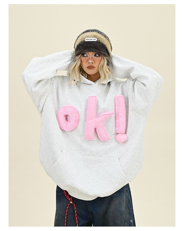 Iduna - Oversized hoodie met letters