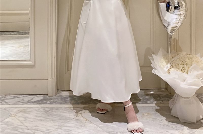 Morning Glory - Mouwloze maxi-A-lijnjurk met vierkante hals