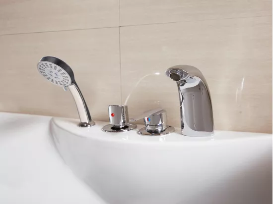 Baignoire balnéo blanche - 1 place - 140L - 150 x 75 x 54,5 cm - Angle droit - GAVINO