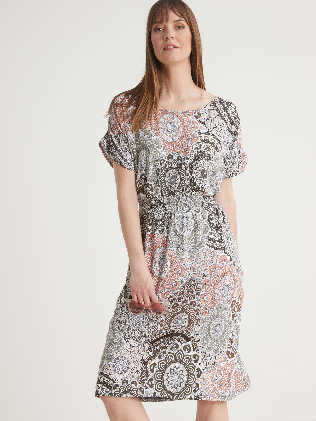 Robe encolure bateau en maille fluide