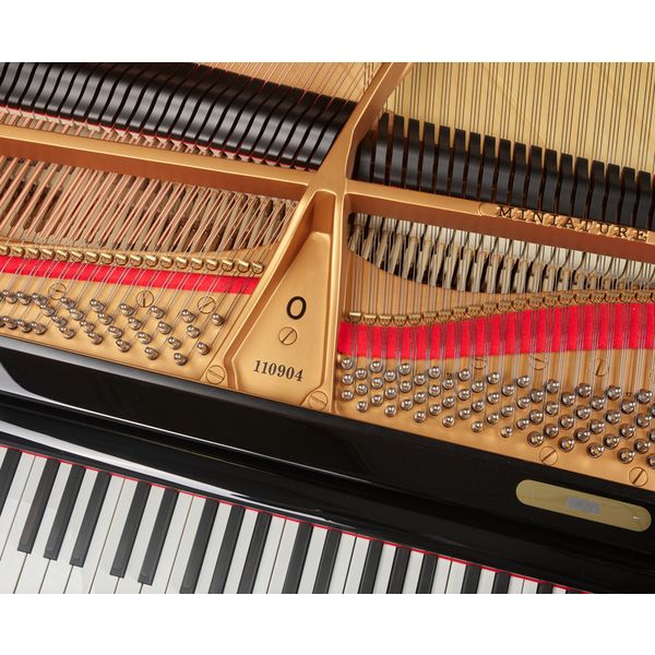 Steinway & Sons O-180