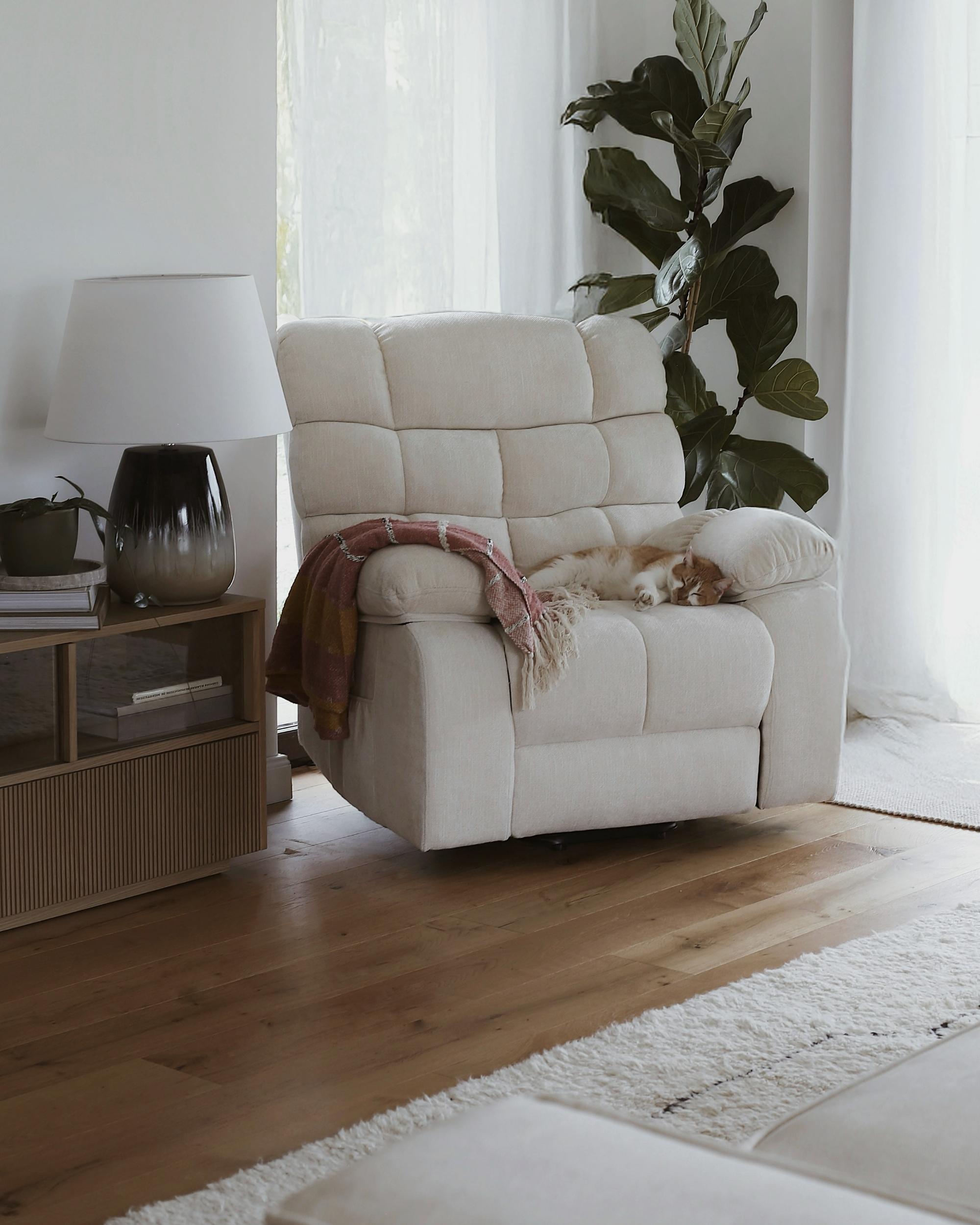Elektrische relaxfauteuil ARES inclusief voetensteun Stof Lichtbeige