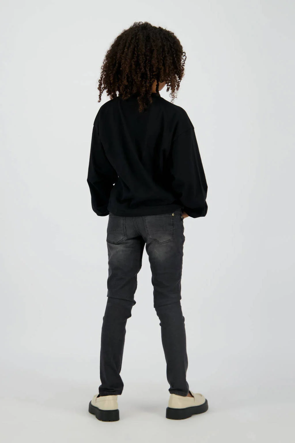 Vingino sweater zwart