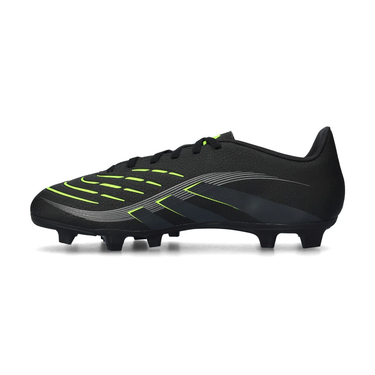 Chuteira adidas Predator Club L FG/MG