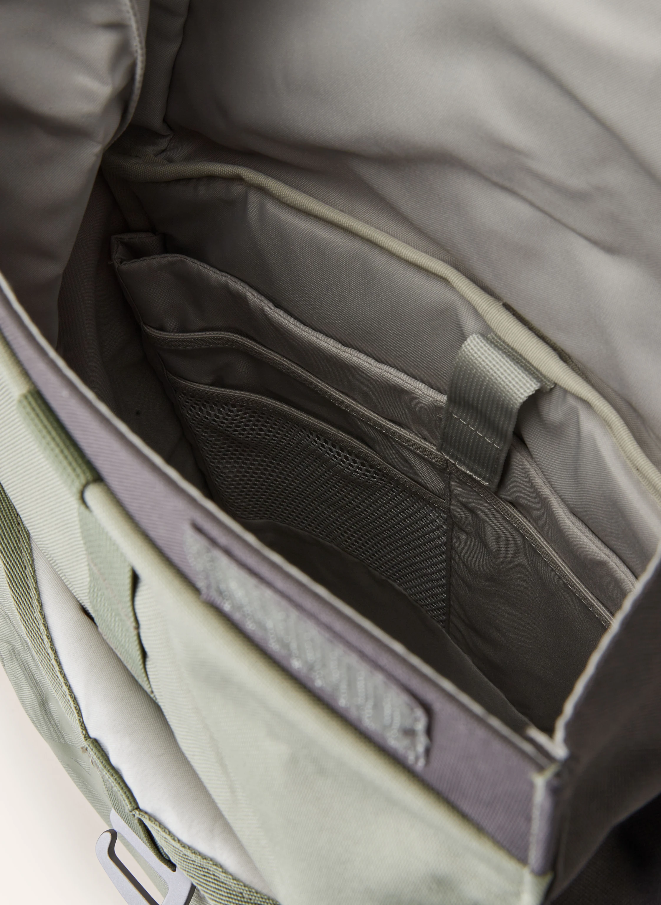 AEVOR Rucksack ROLL PACK 20 l mit Laptop-Fach