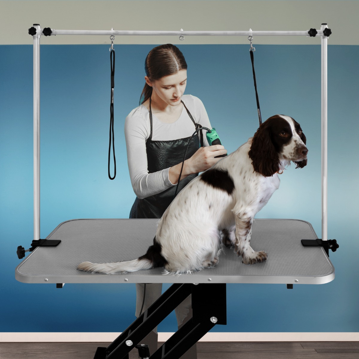 Mesa sanitária hidráulica preta com superfície cinza