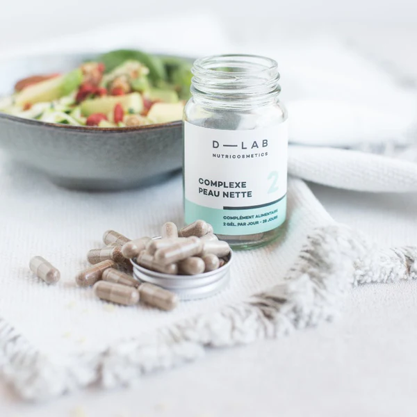 D-lab Complexe Peau Nette | Purifie et lisse la peau flacon en verre de 56 gélules végétales. cure de 28 jours