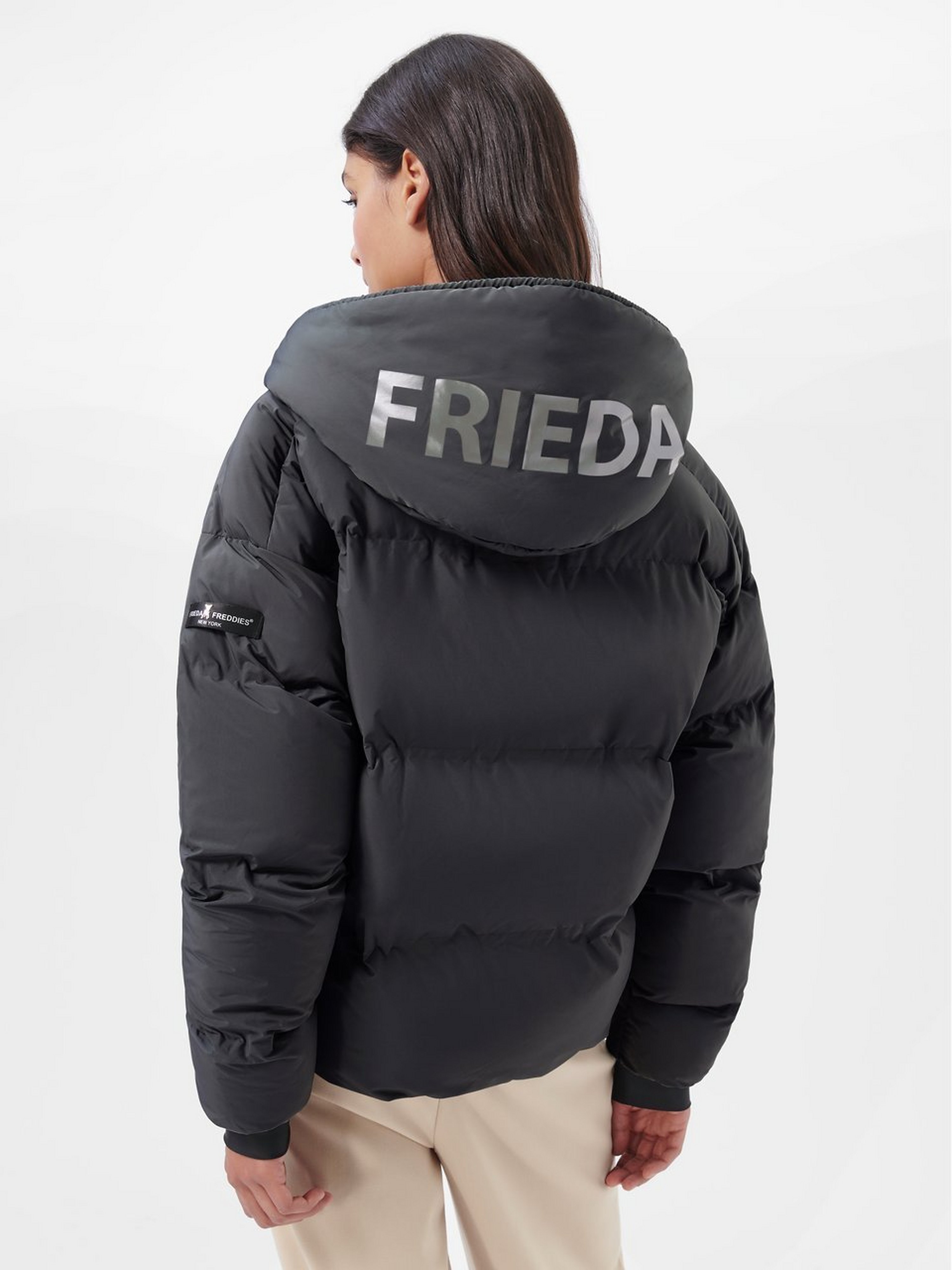 Jacke mit Kapuze