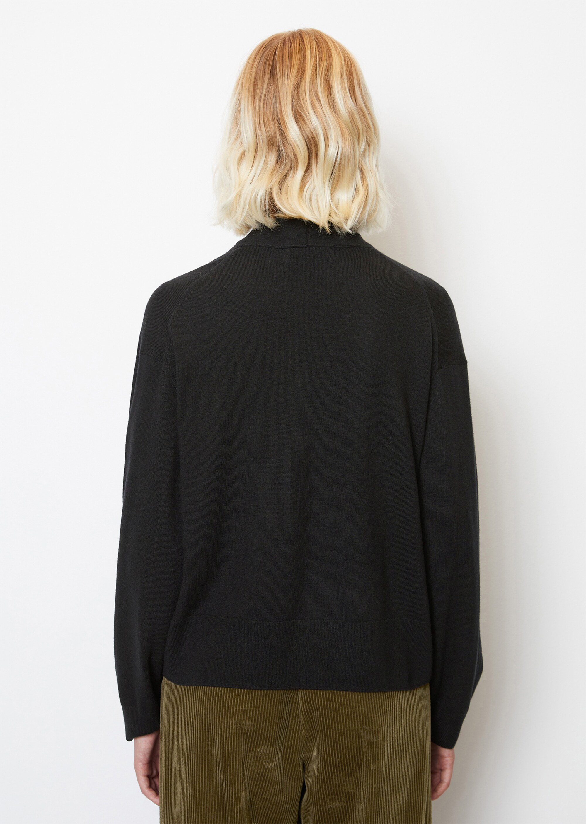 Cardigan loose aus Schurwolle-Viskose-Mix