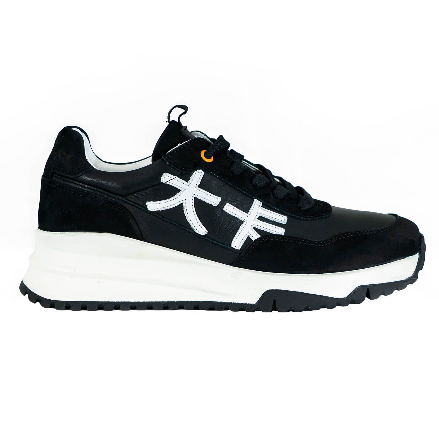 be:at:  Charlie Sneaker Women