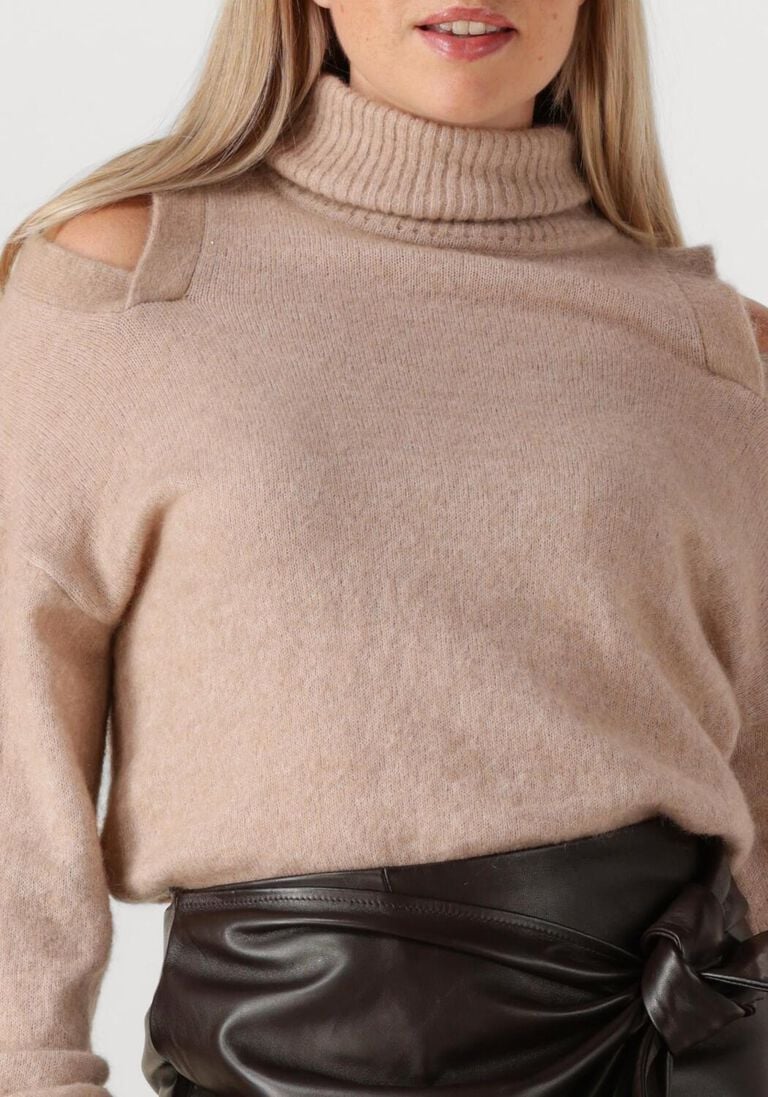 beige ibana coltrui tjico
