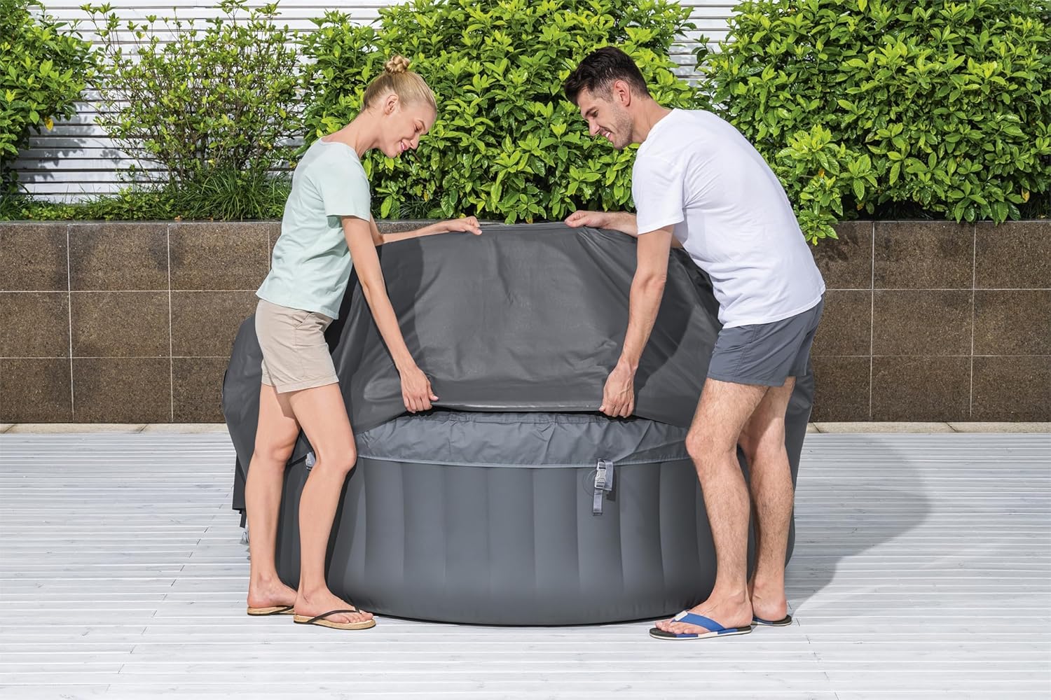 Bestway SaluSpa EnergySense Thermo-aufblasbare Whirlpool-Spa-Abdeckung, 180,3 x 66 cm