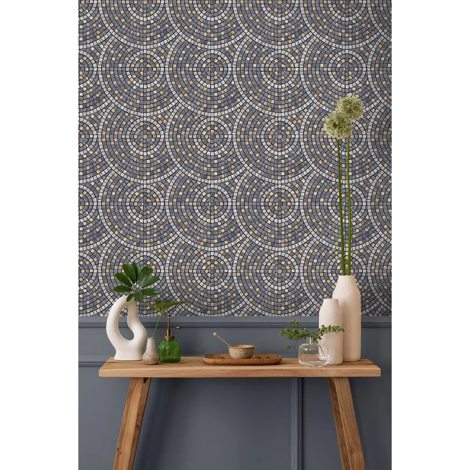 Dutch Wallcoverings Vliesbehang Artifice mozaïc tegel - grijs/oker - 10m x 53cm