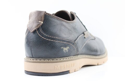 Mustang Sneaker