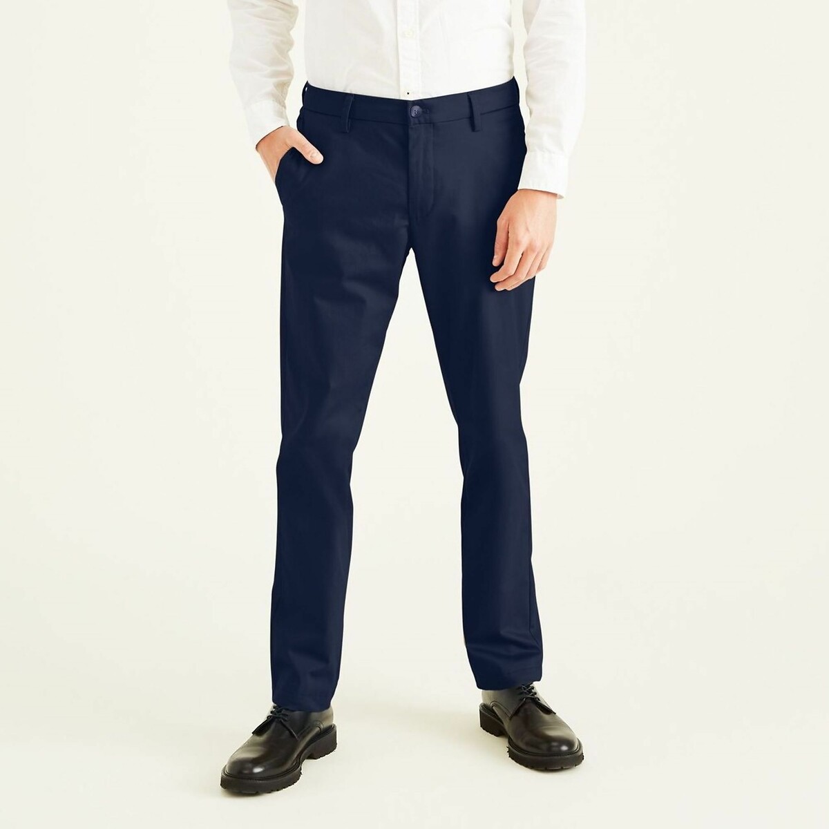 DOCKERS<br>Calça chino slim Signature Stain Defender