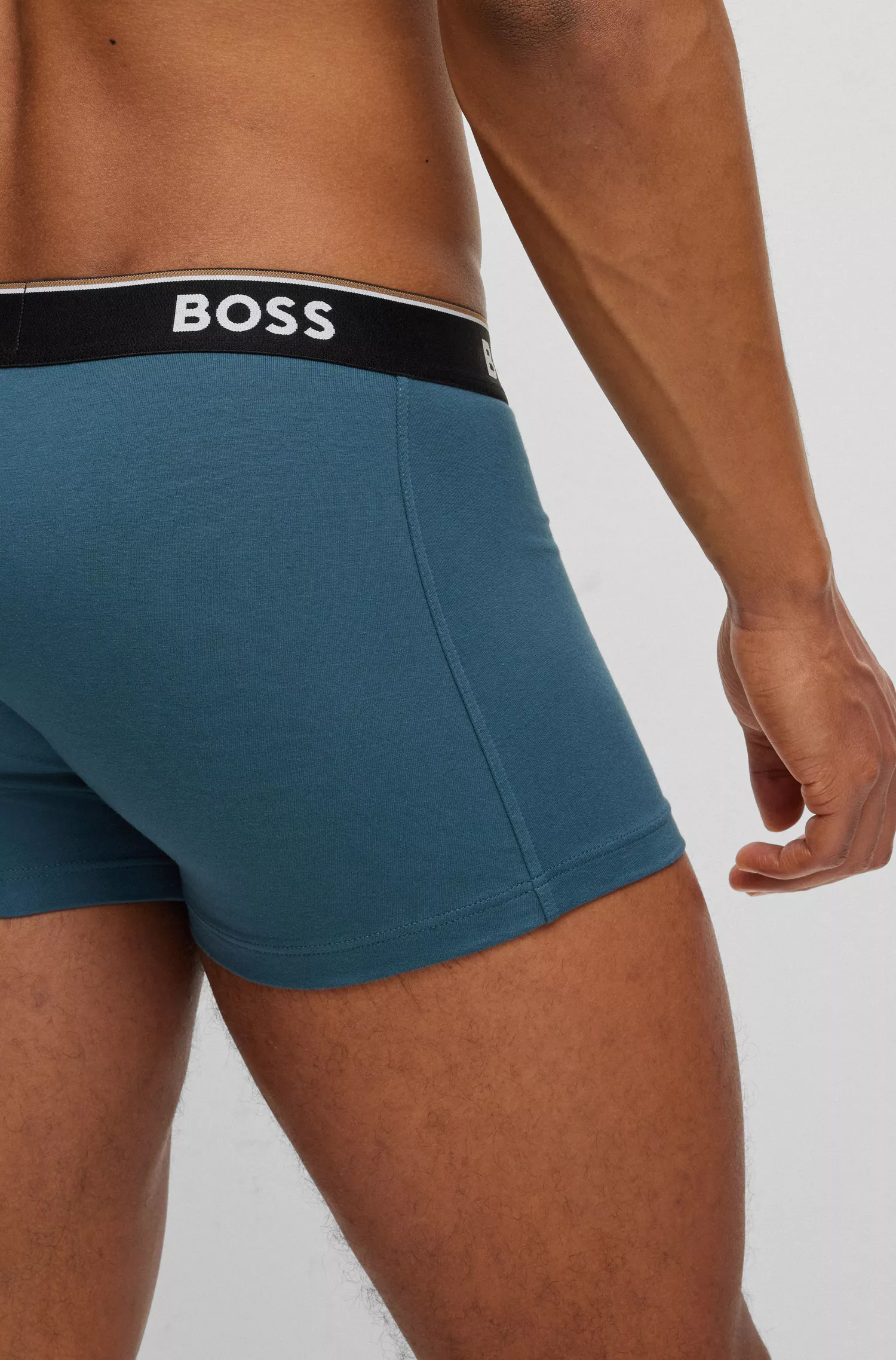BOSS Black - Pacote com três cuecas boxer de algodão elástico com cós com logotipo.