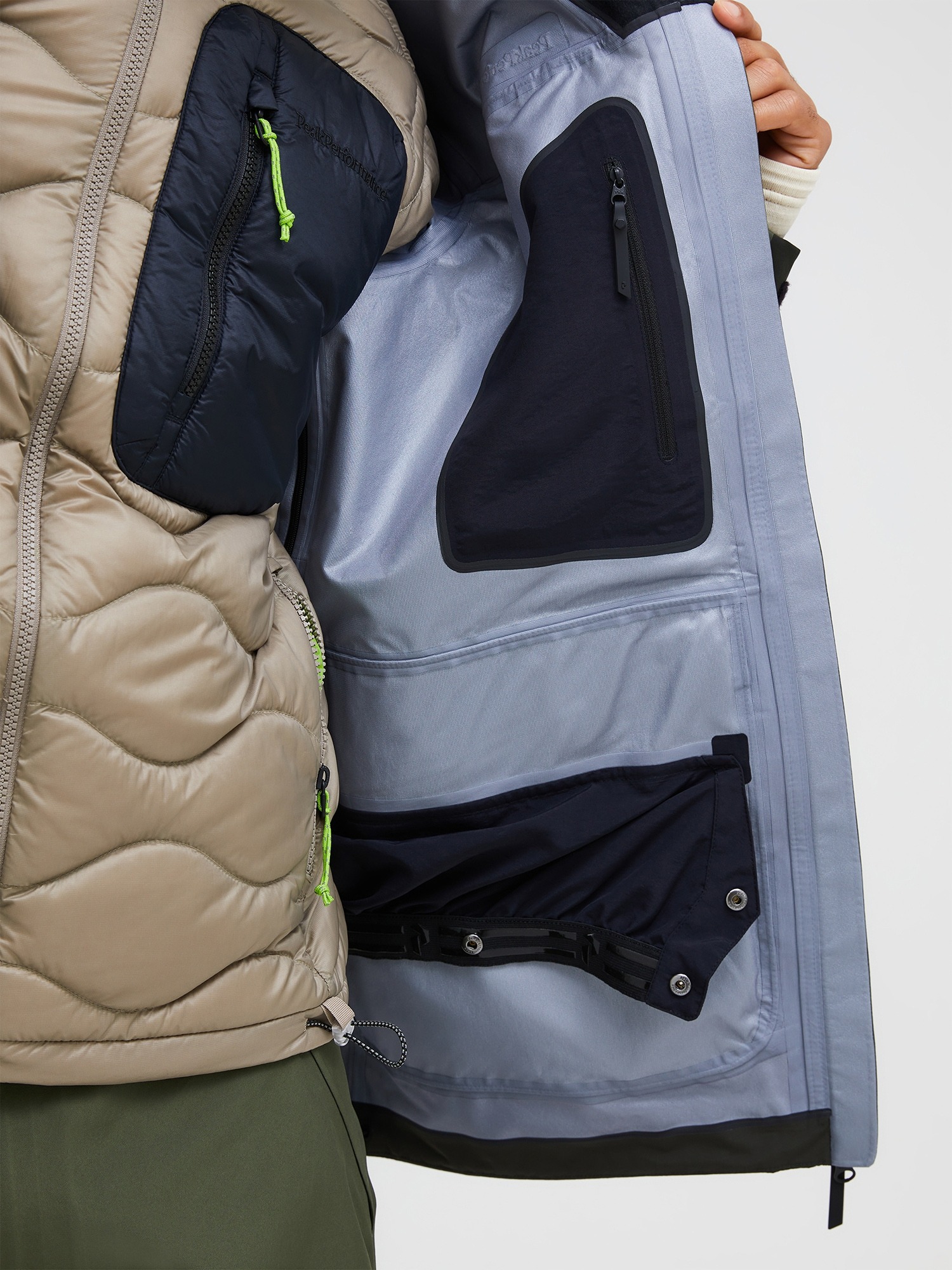 Vertical GORE-TEX 3L Jacket Herre Olive Extreme/Pine Needle