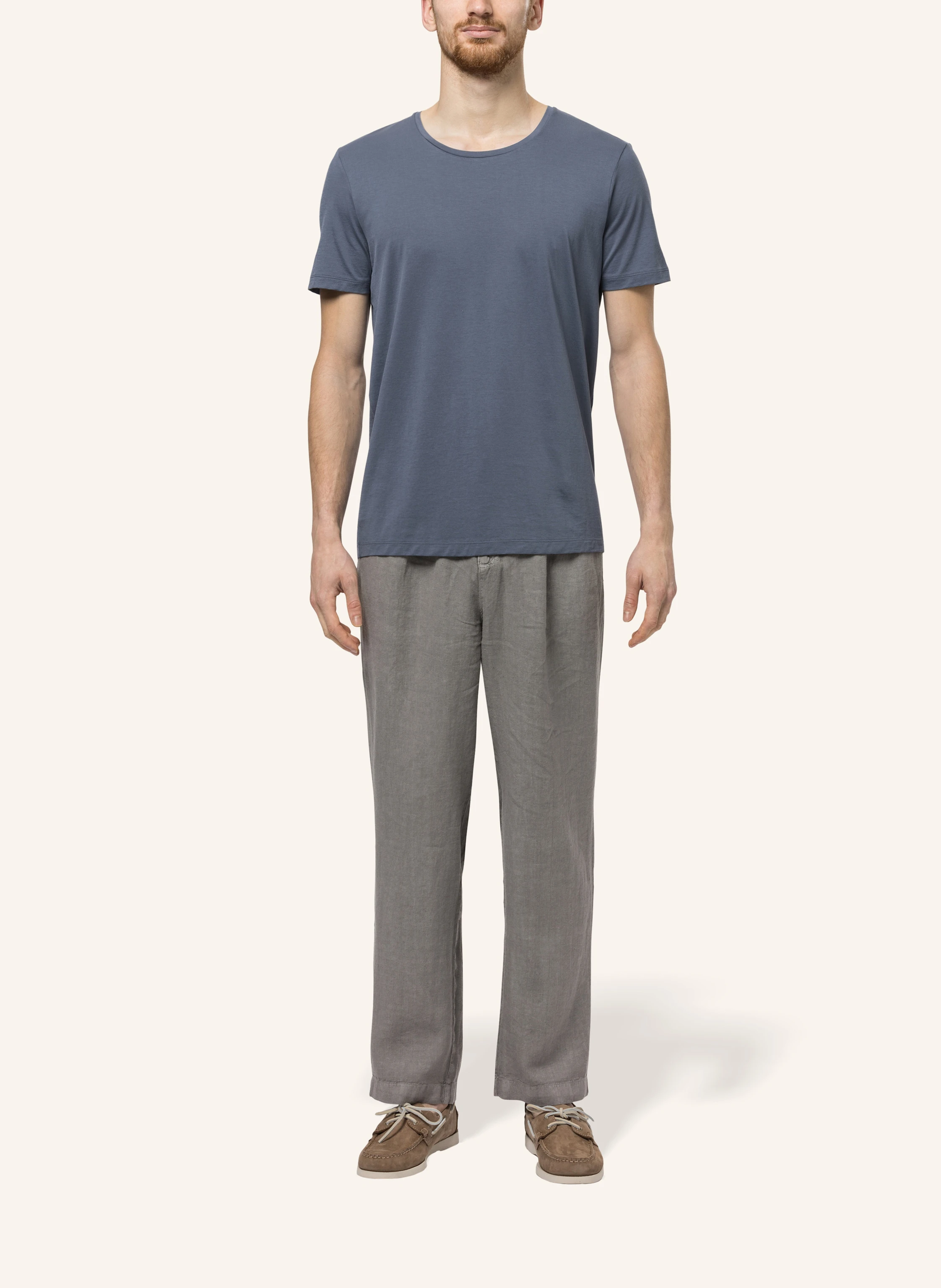 TRUSTED HANDWORK Round Neck 1/2-Sleeve T-Shirt