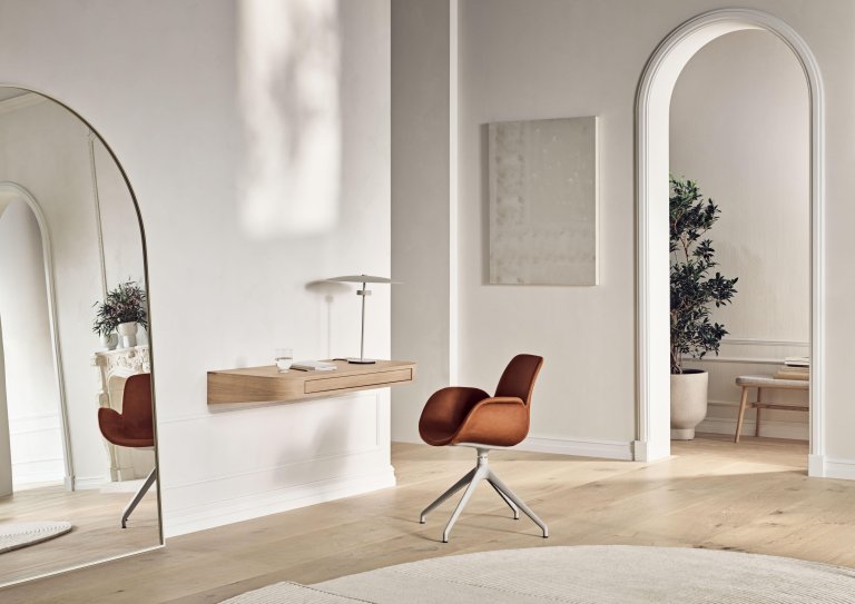 Bolia Vala bureau 110x50 eiken naturel