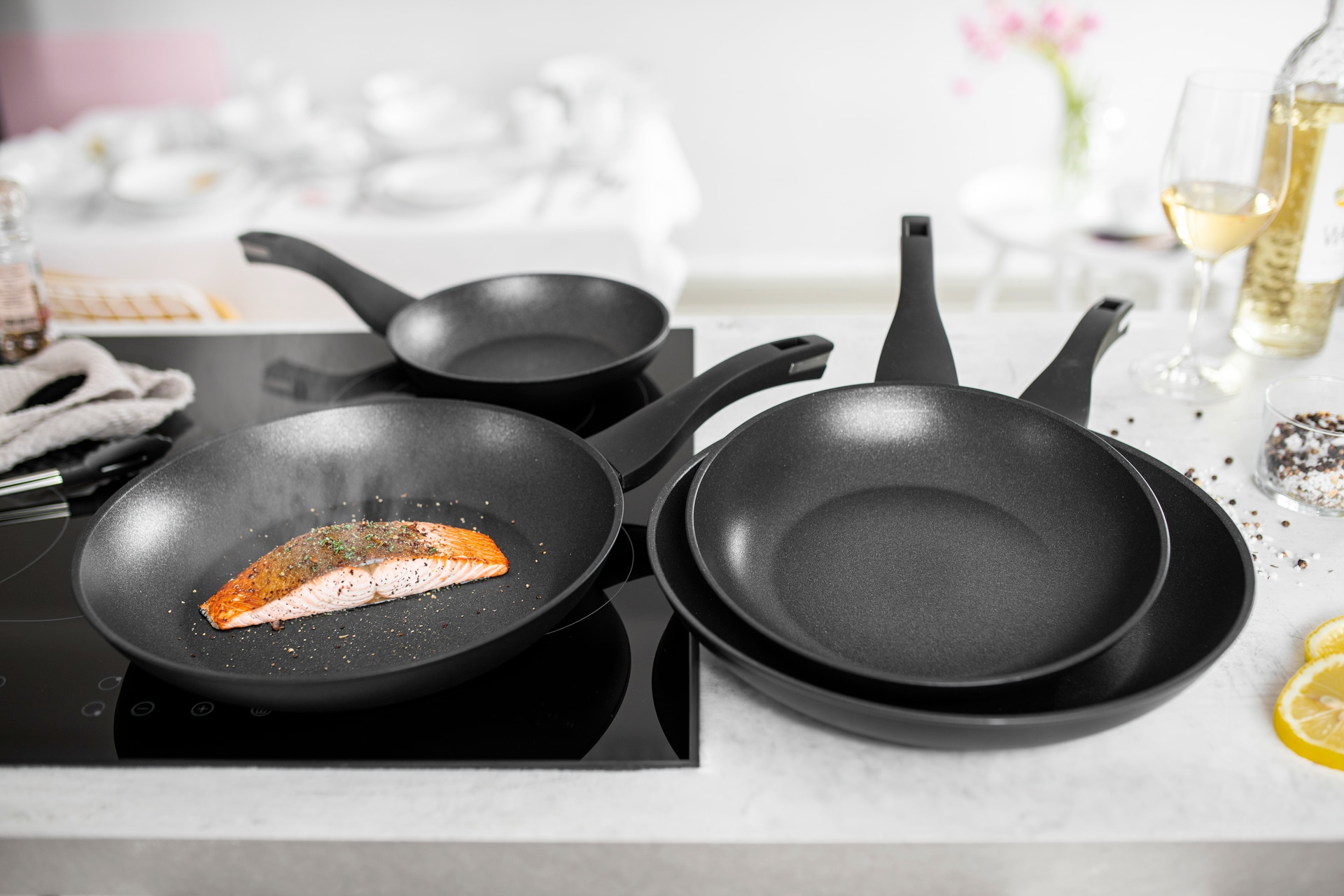 Berndes Pfanne ALLROUNDER-BALANCE® 30 cm Alu schwarz