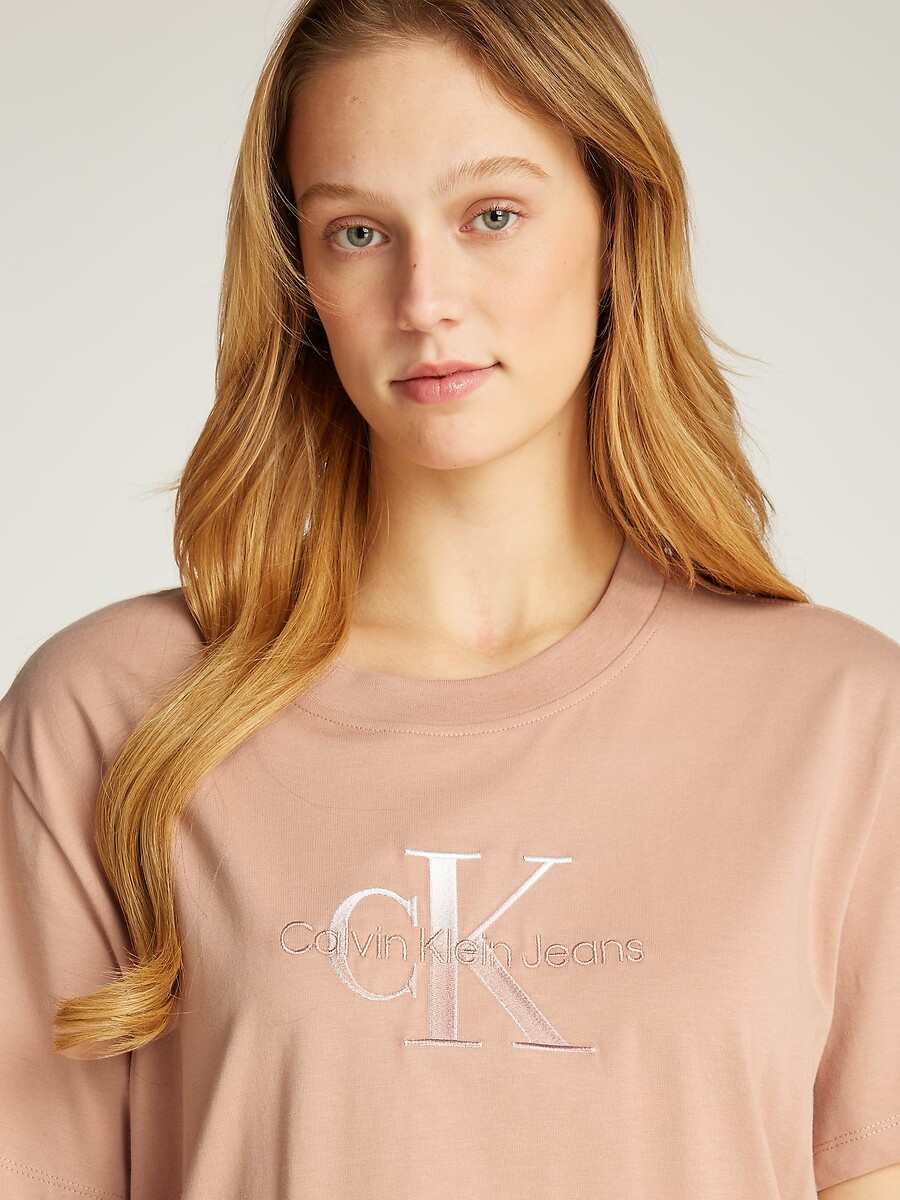 CALVIN KLEIN JEANS<br>Camiseta de manga curta com gola redonda e logo na frente