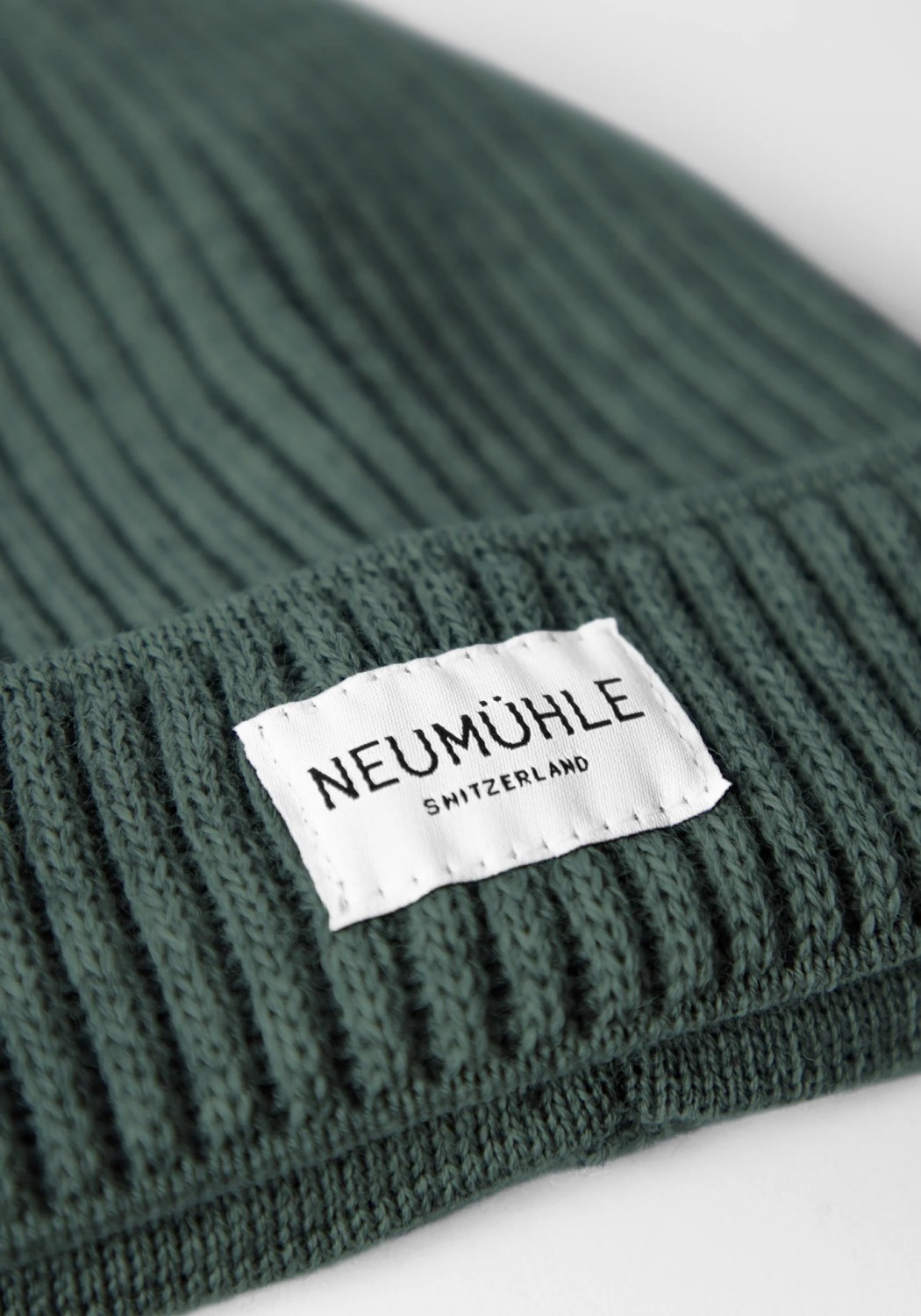 Neumuhle Wollmütze Elbe Organic Merino Dark Olive