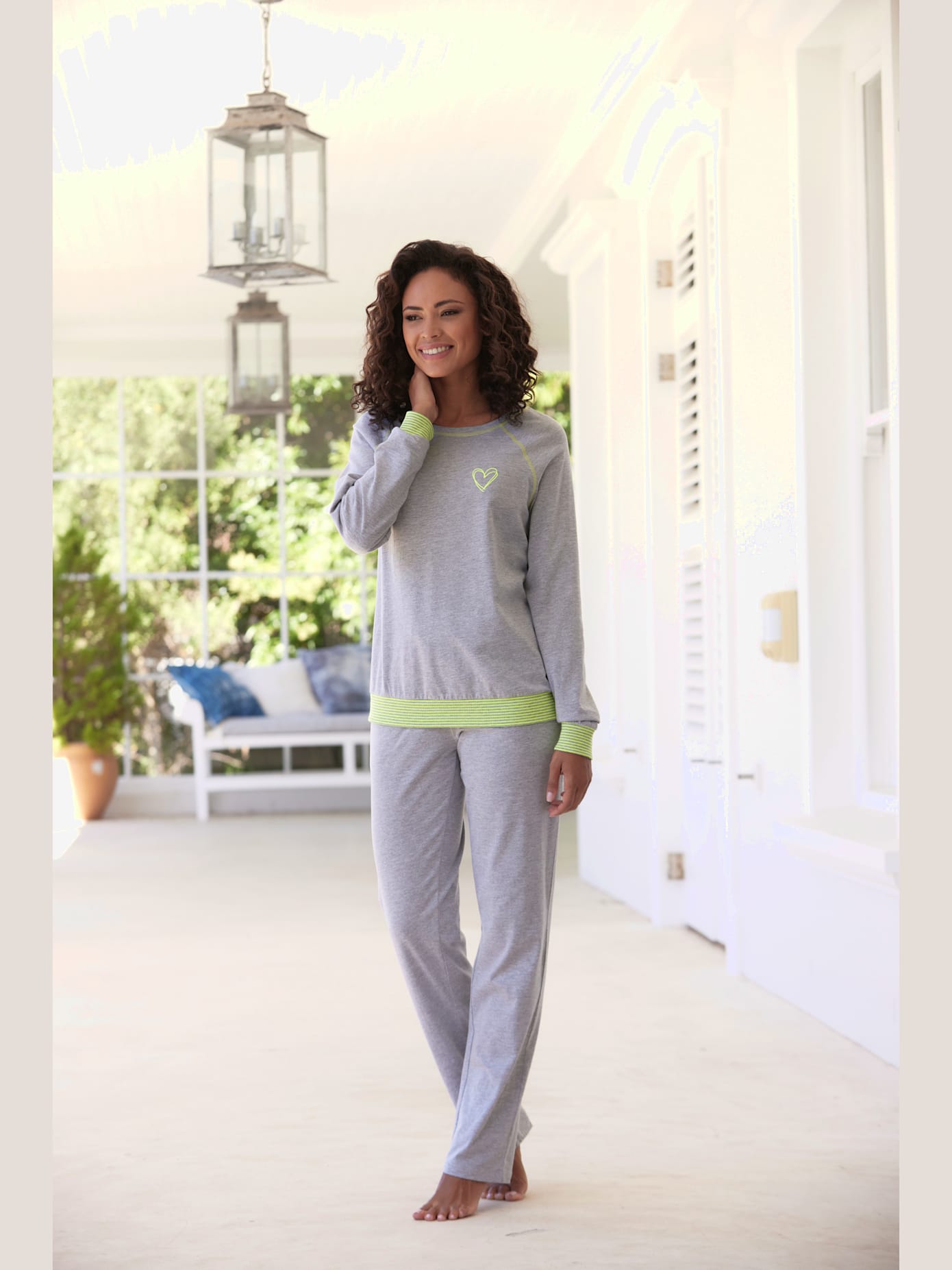 Pyjama avec bords-côtes en fils teintés couleur fluo
