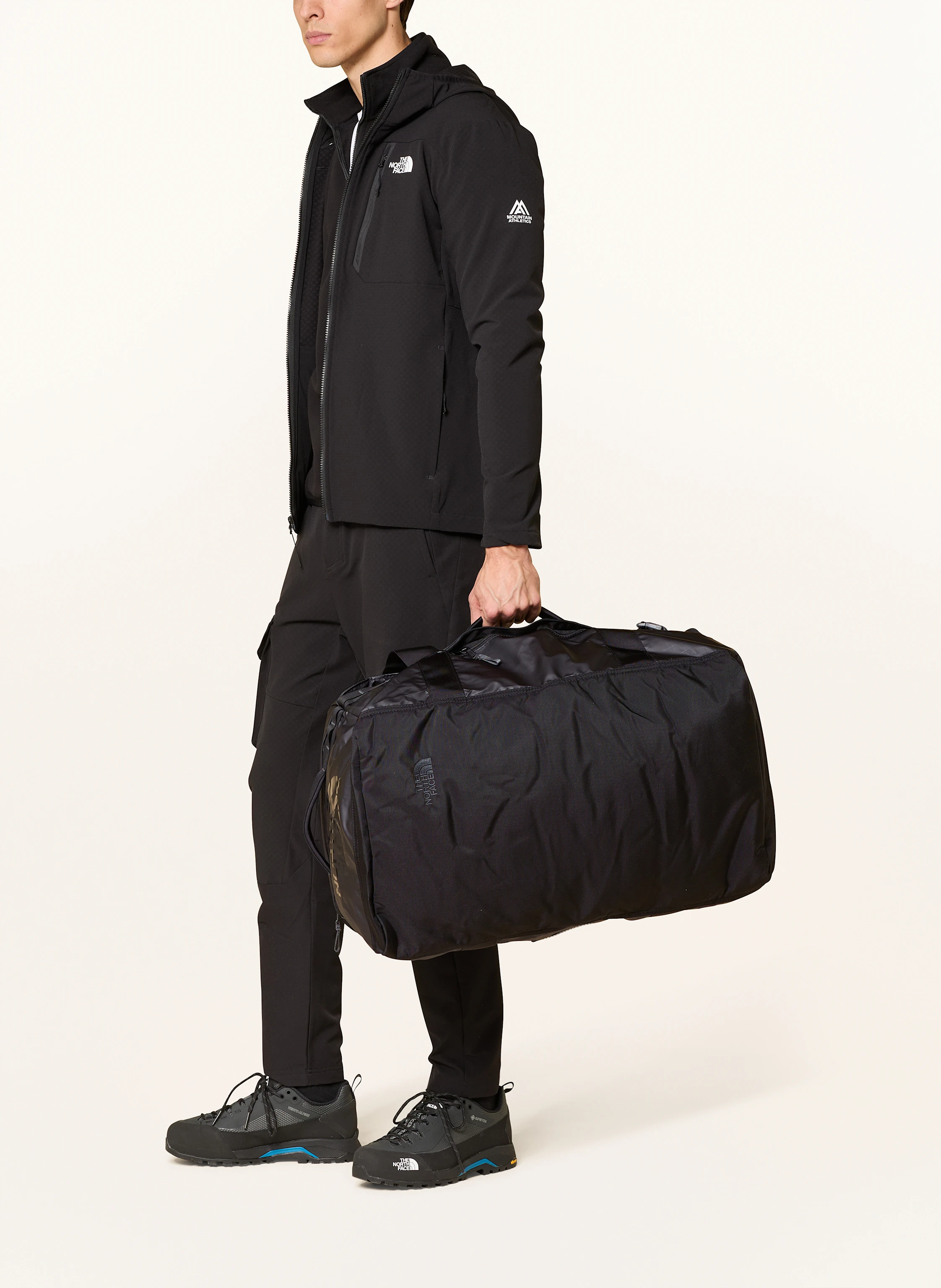 THE NORTH FACE Reisetasche BASE CAMP VOYAGER 62 l