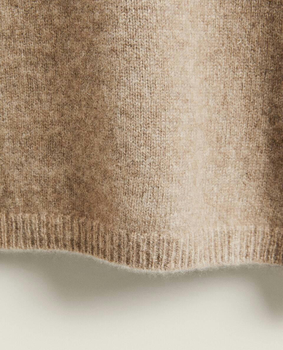 SUÉTER DE CASHMERE