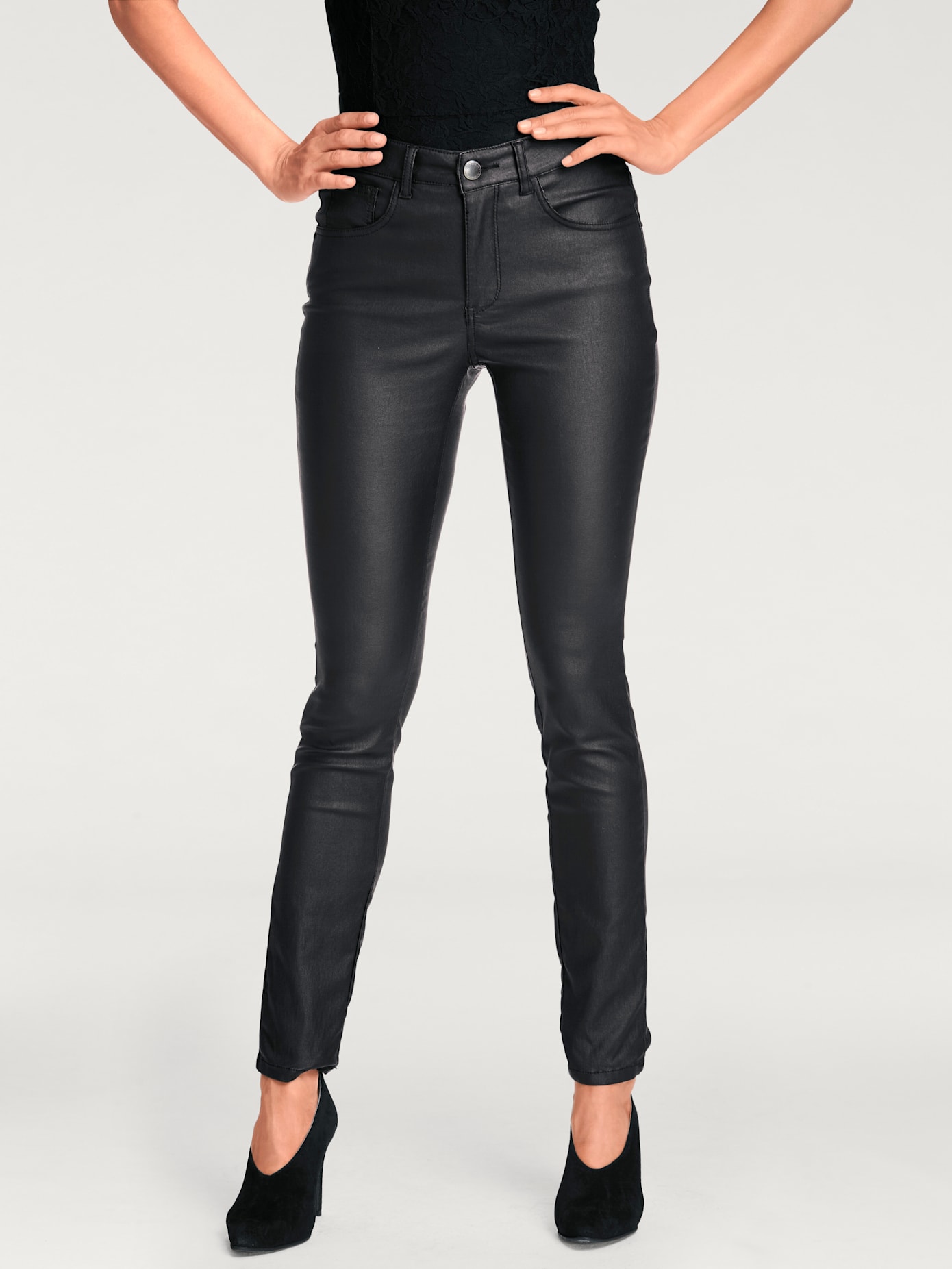 Pantalon effet ventre plat coupe skinny tendance