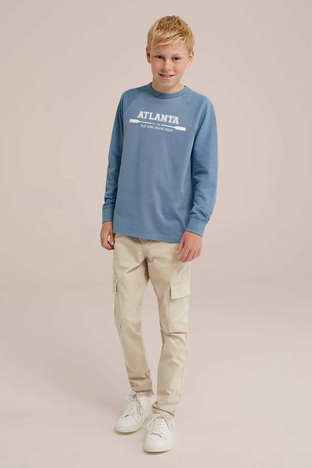 WE Fashion slim fit cargobroek beige
