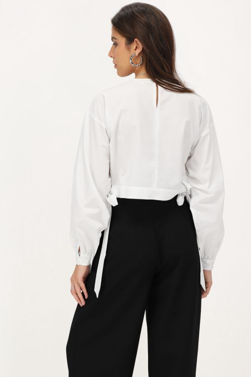 Witte poplin blouse met strikjes