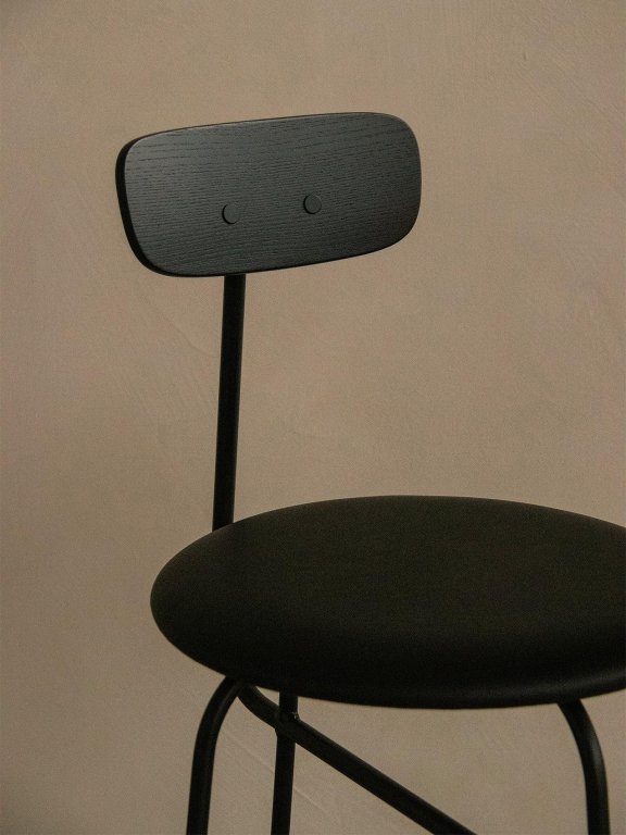 Audo Copenhagen Afteroom Counter barkruk H92 donker eiken