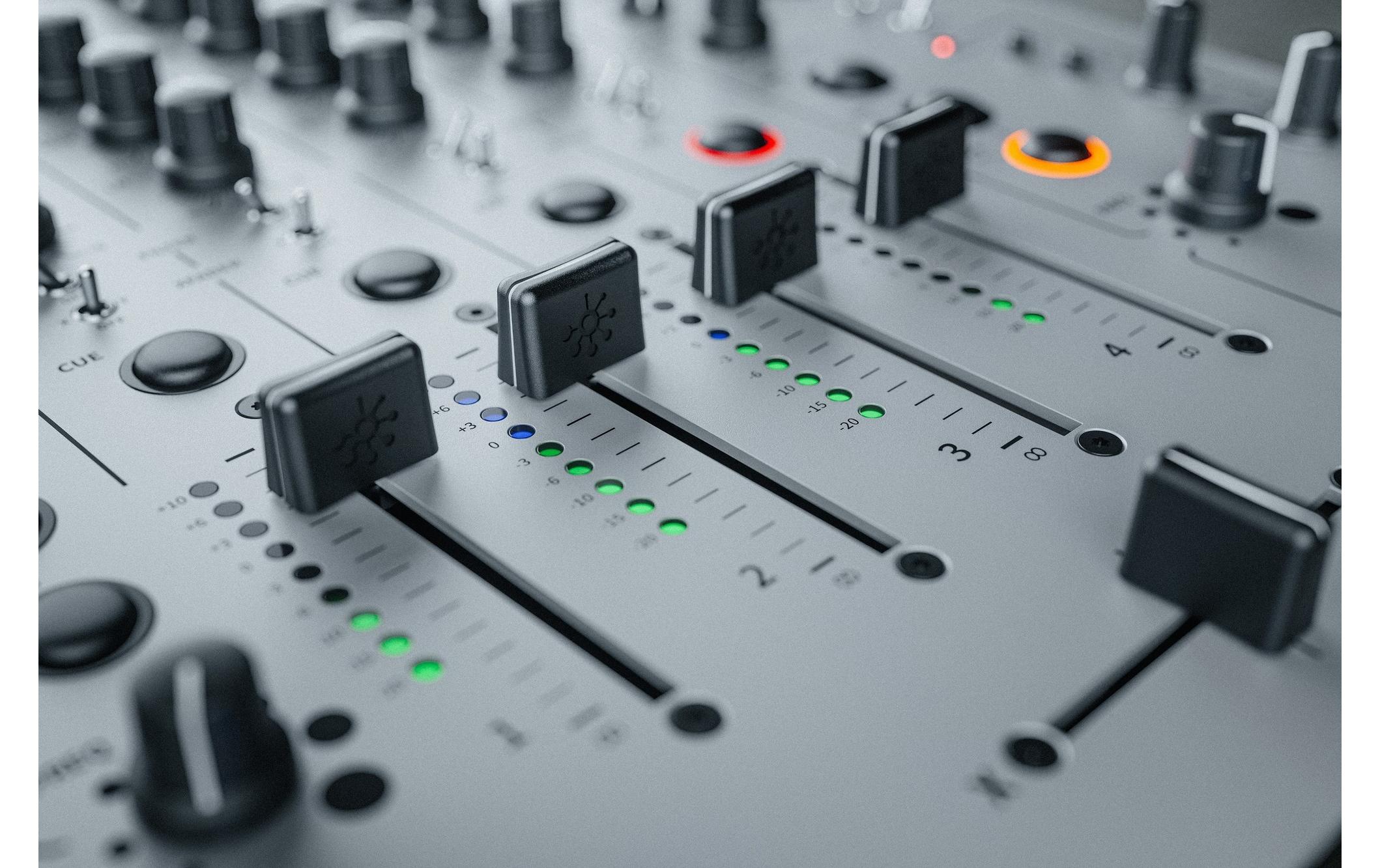 DJ-Mixer XONE:96<br>Analoger DJ-Mixer