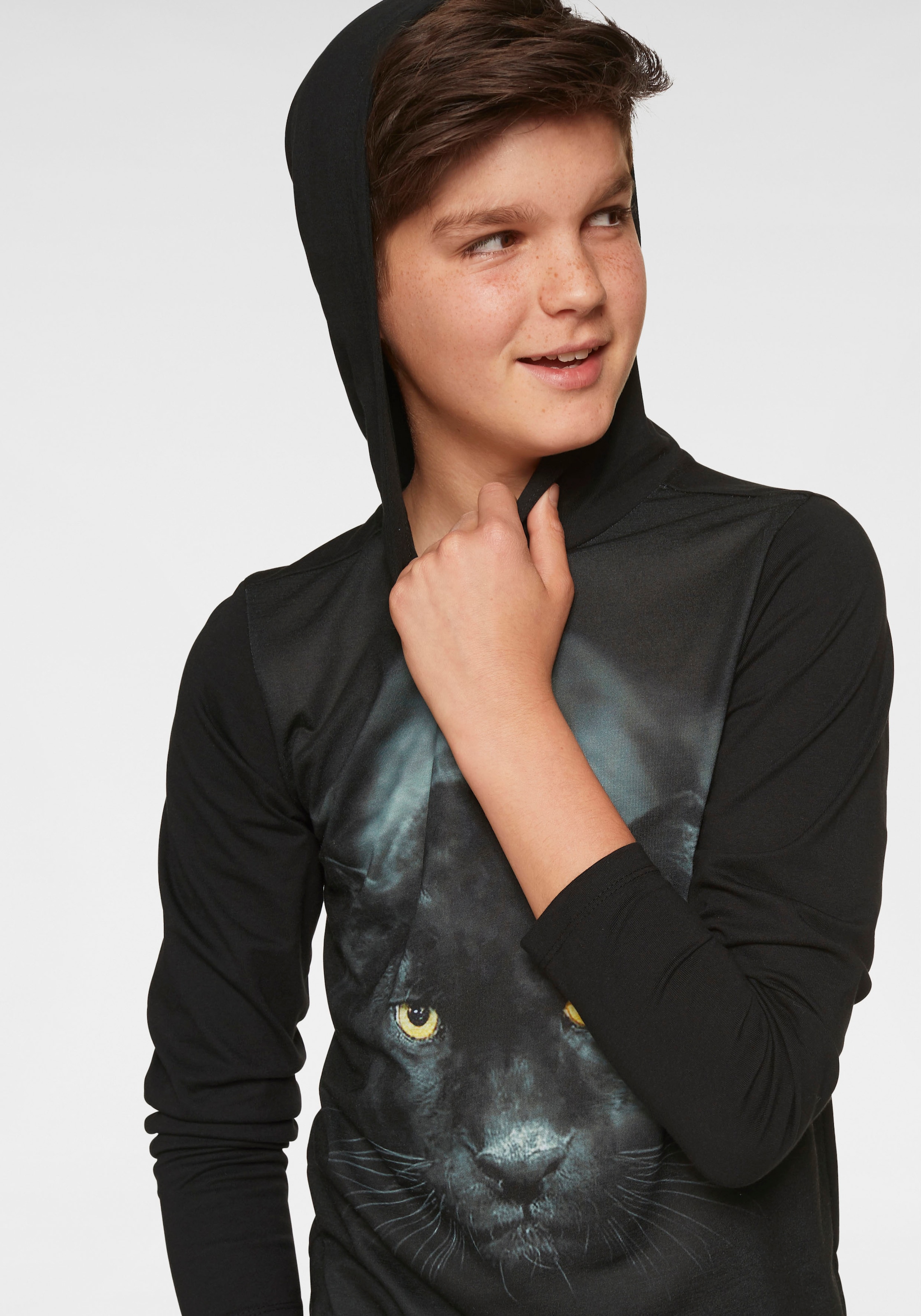 KIDSWORLD Kapuzenshirt »PANTHER - Fotodruck«, Langarm,  Basic-Passform,  mit peppigem Druck,  aus  Baumwolle