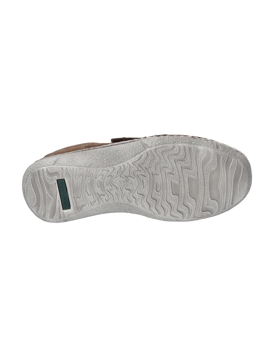 Slipper Alec, castagne